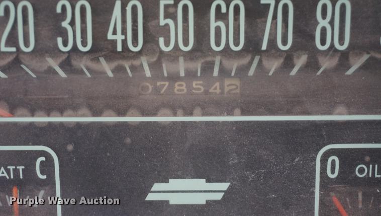 image for item DD6532 1966 Chevrolet C60 grain truck