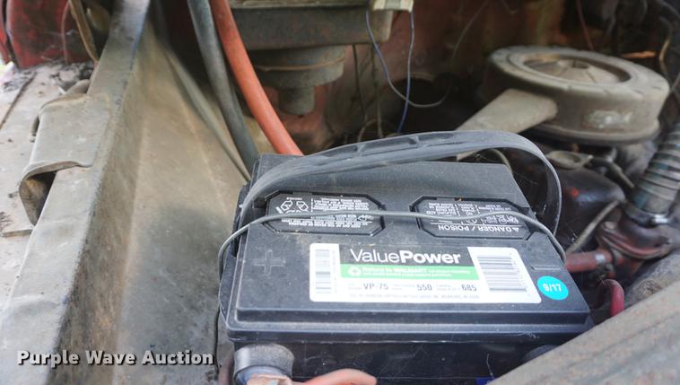 image for item DD6532 1966 Chevrolet C60 grain truck