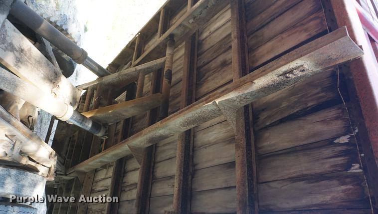 image for item DD6532 1966 Chevrolet C60 grain truck