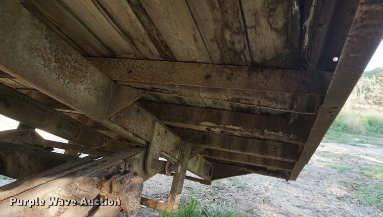 image for item DD6532 1966 Chevrolet C60 grain truck