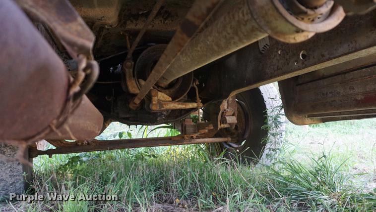 image for item DD6532 1966 Chevrolet C60 grain truck