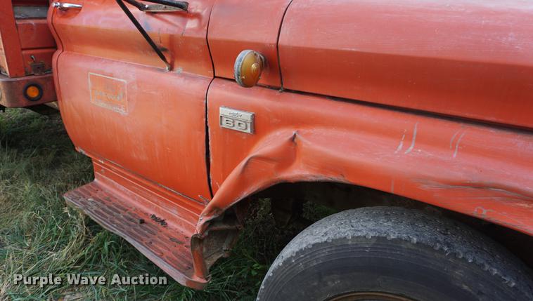 image for item DD6532 1966 Chevrolet C60 grain truck