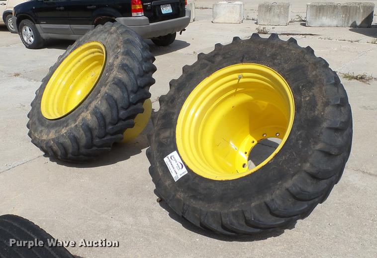 image for item DE4837 (2) John Deere 14.9R30 dual front tires