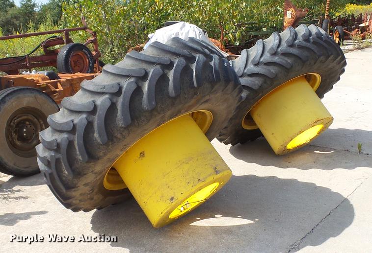 image for item DE4837 (2) John Deere 14.9R30 dual front tires