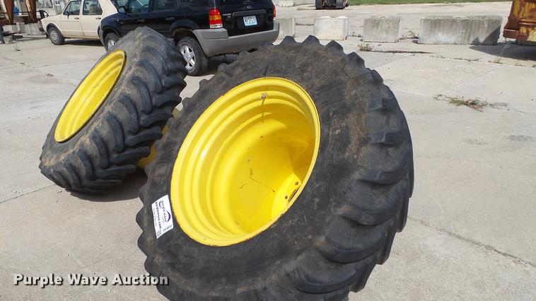 image for item DE4837 (2) John Deere 14.9R30 dual front tires