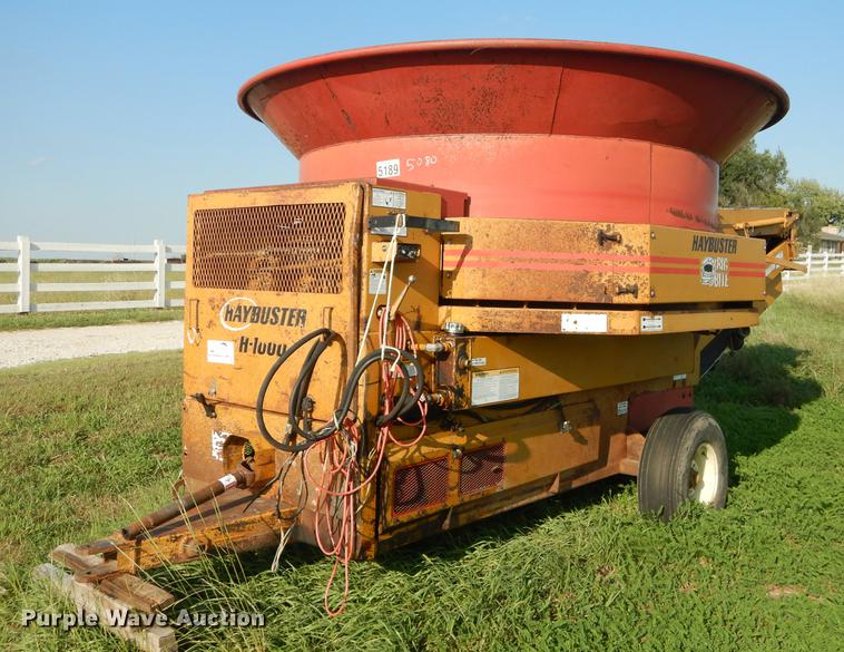 image for item DF1757 HayBuster Big Bite H1000 bale processor