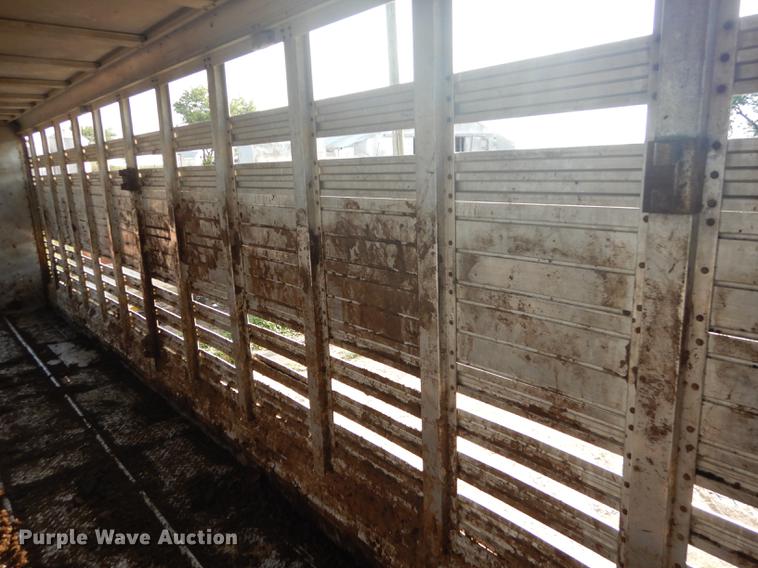 image for item DF1776 1974 Wilson livestock trailer