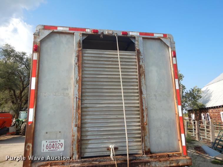 image for item DF1776 1974 Wilson livestock trailer
