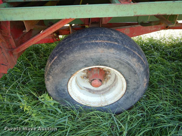 image for item DF1799 Balzer silage wagon