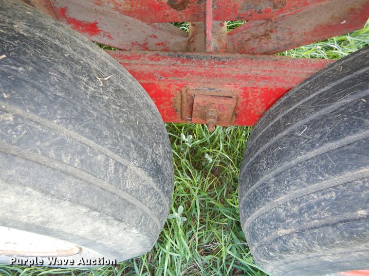 image for item DF1799 Balzer silage wagon