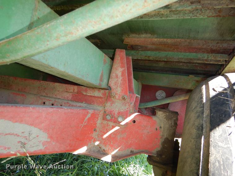 image for item DF1799 Balzer silage wagon