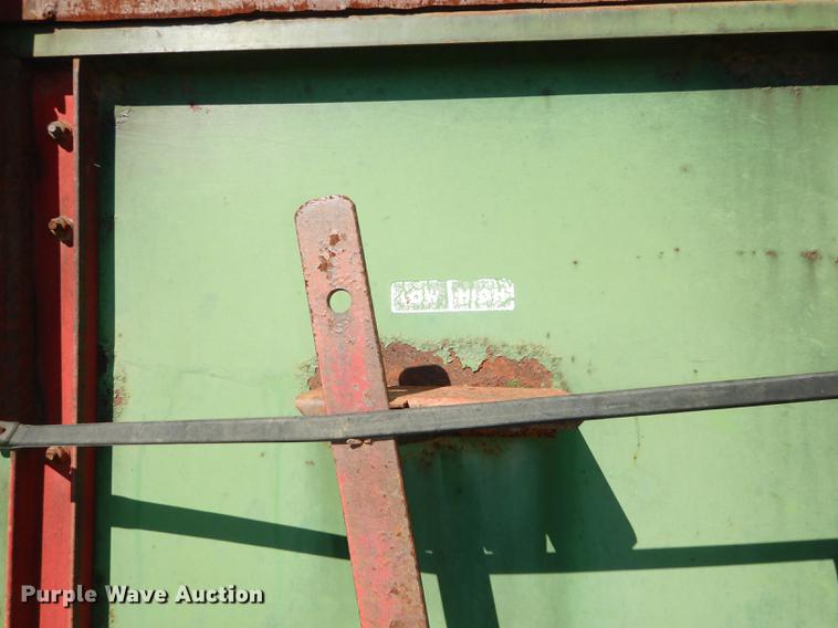 image for item DF1799 Balzer silage wagon