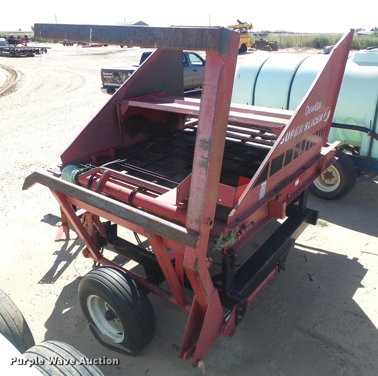 image for item DF2753 DewEze Super Slicer bale processor