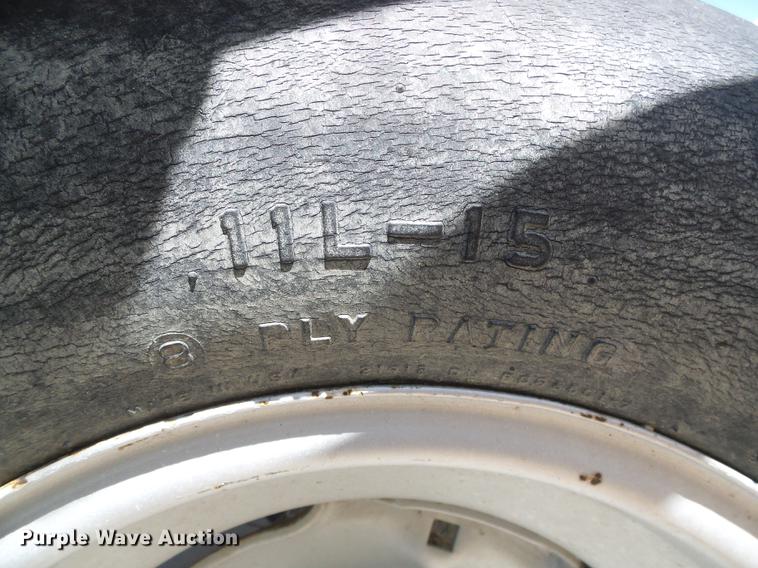 image for item DF2753 DewEze Super Slicer bale processor