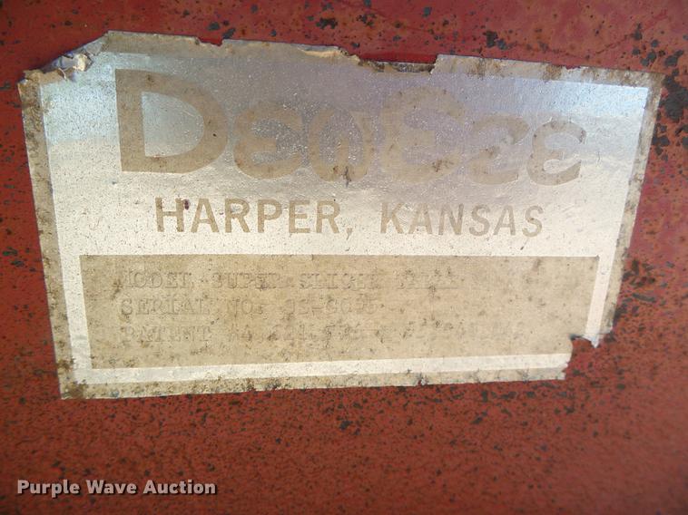 image for item DF2753 DewEze Super Slicer bale processor