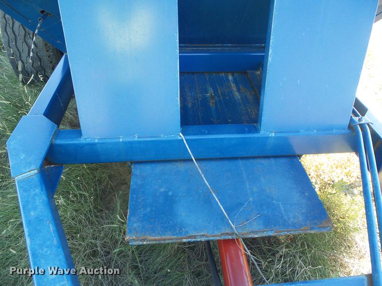 image for item DF2756 Oteco A100 track filler