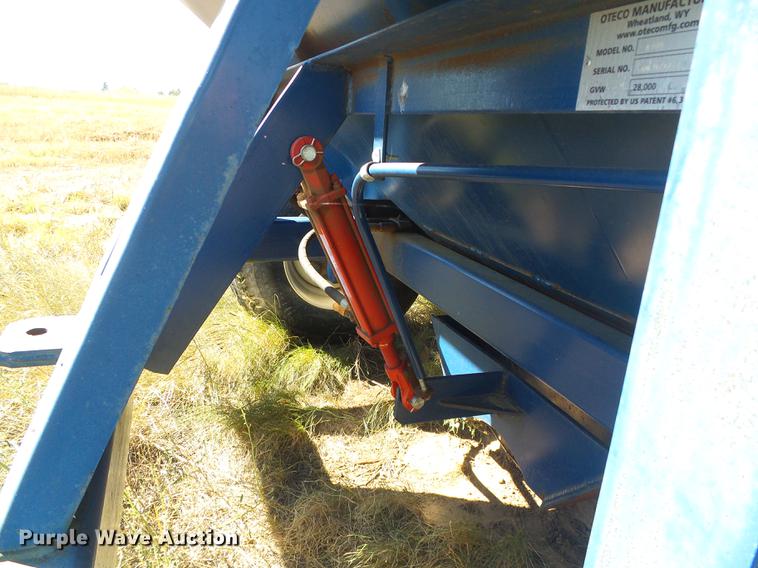 image for item DF2756 Oteco A100 track filler