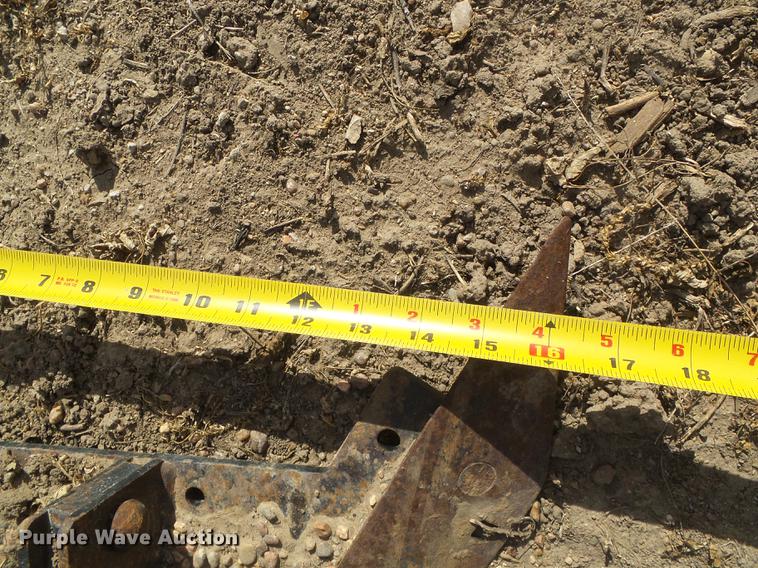 image for item DF2773 John Deere 8886 row crop cultivator