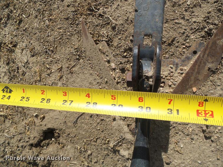 image for item DF2773 John Deere 8886 row crop cultivator