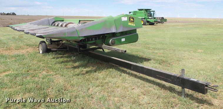 image for item DF2775 John Deere 853A all crop head