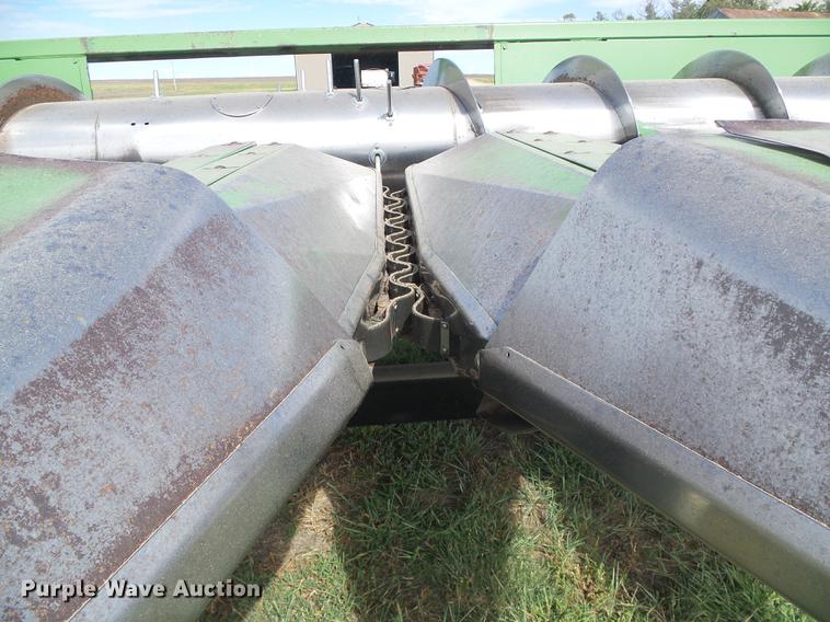 image for item DF2775 John Deere 853A all crop head