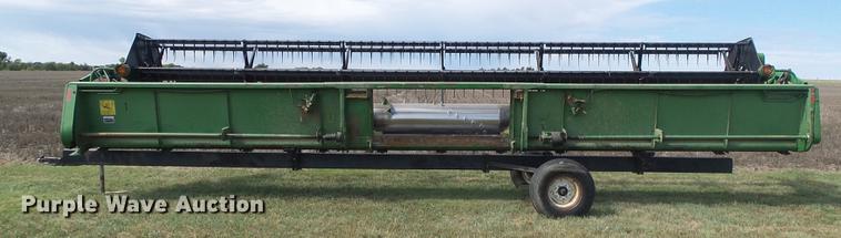 image for item DF2777 1992 John Deere 930 platform head