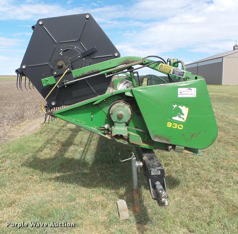 image for item DF2777 1992 John Deere 930 platform head