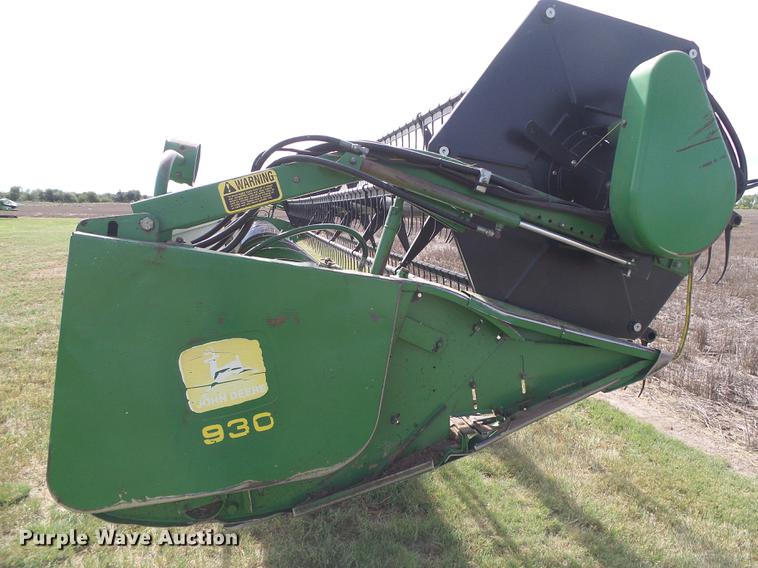 image for item DF2777 1992 John Deere 930 platform head