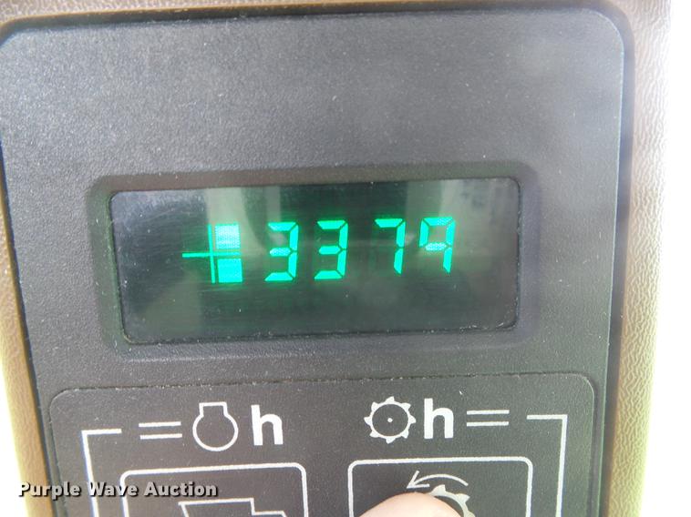 image for item DF2778 1992 John Deere 9600 combine