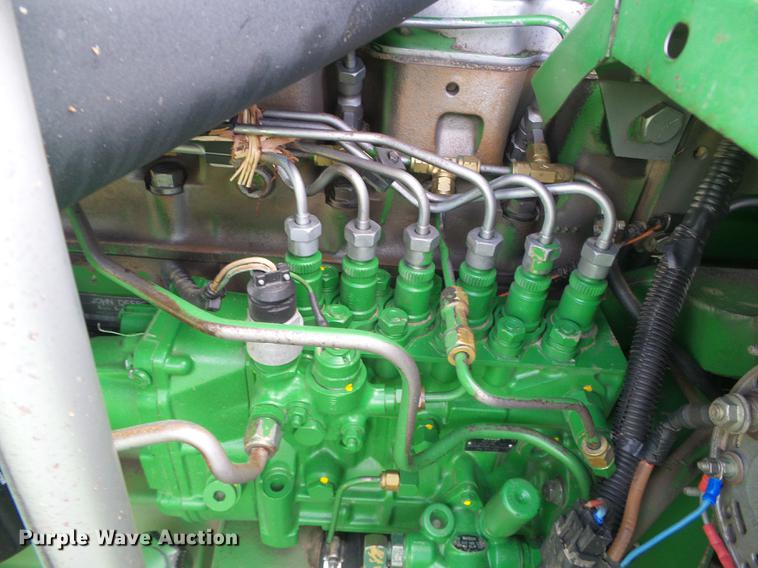 image for item DF2778 1992 John Deere 9600 combine