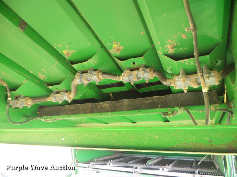 image for item DF2778 1992 John Deere 9600 combine