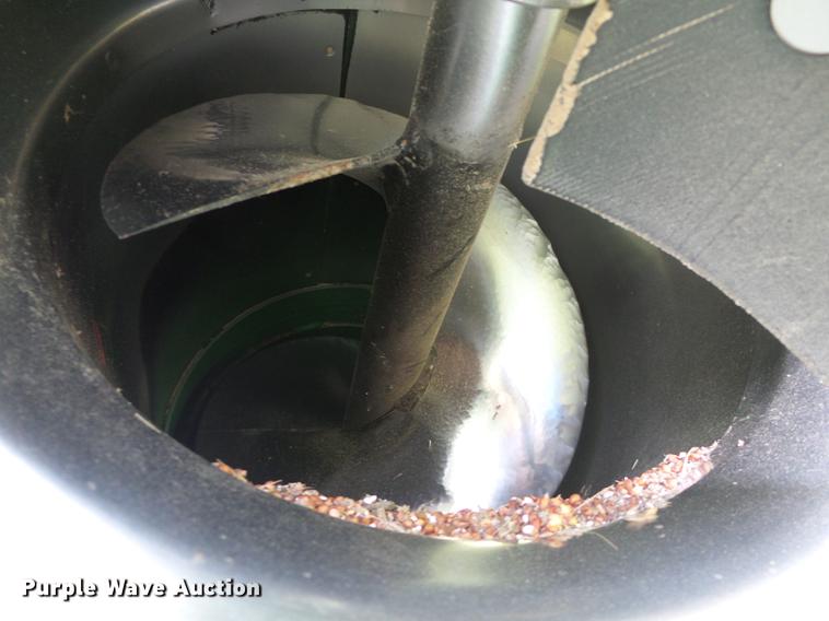 image for item DF2778 1992 John Deere 9600 combine