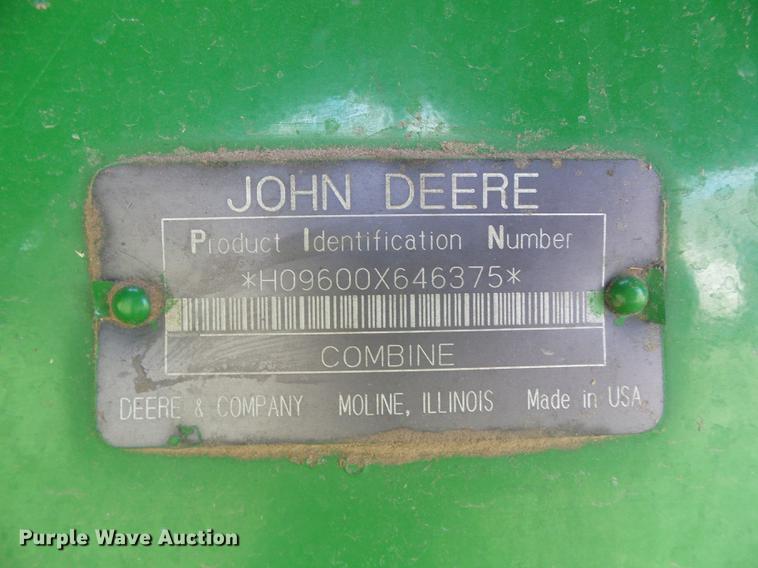image for item DF2778 1992 John Deere 9600 combine