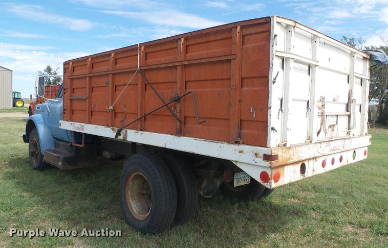 image for item DF2780 1967 Chevrolet 60 grain truck