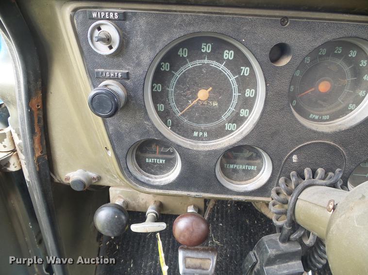 image for item DF2780 1967 Chevrolet 60 grain truck