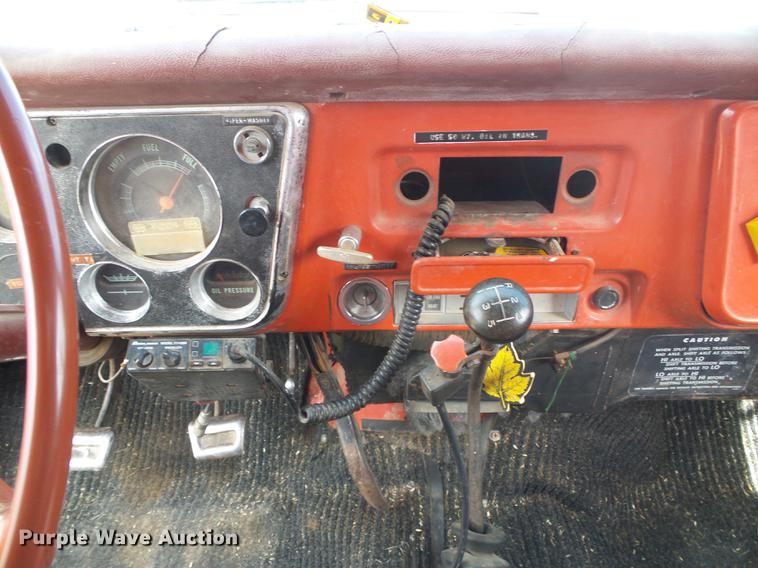 image for item DF2781 1970 Chevrolet C60 grain truck