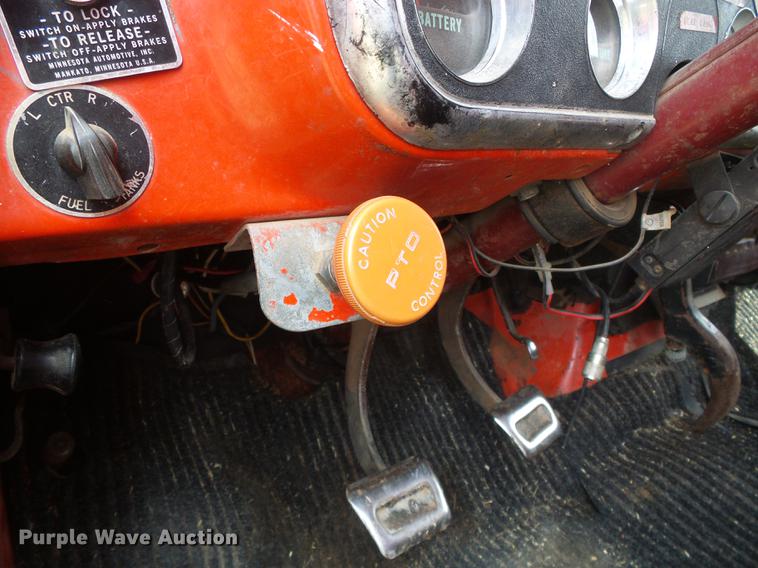 image for item DF2781 1970 Chevrolet C60 grain truck