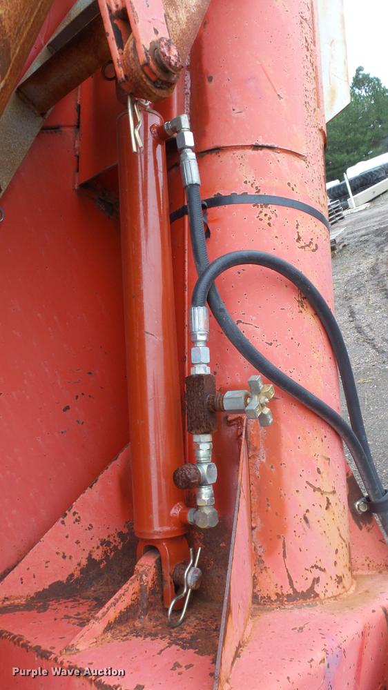 image for item DF4336 Killbros 800 grain cart