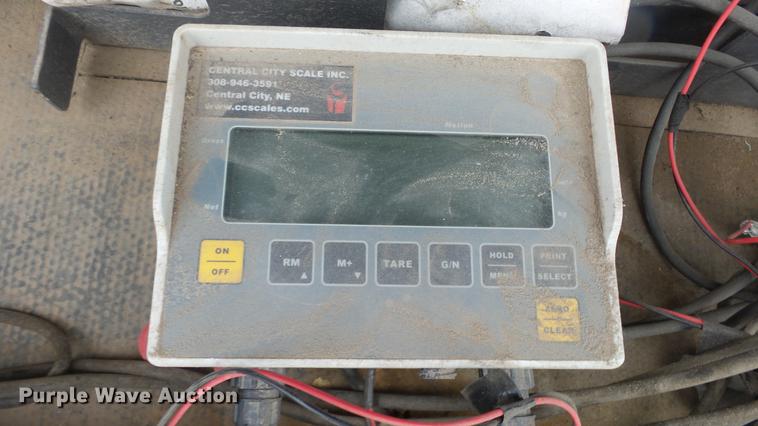 image for item DF4336 Killbros 800 grain cart