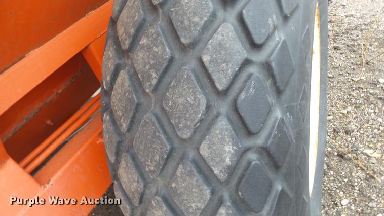 image for item DF4336 Killbros 800 grain cart