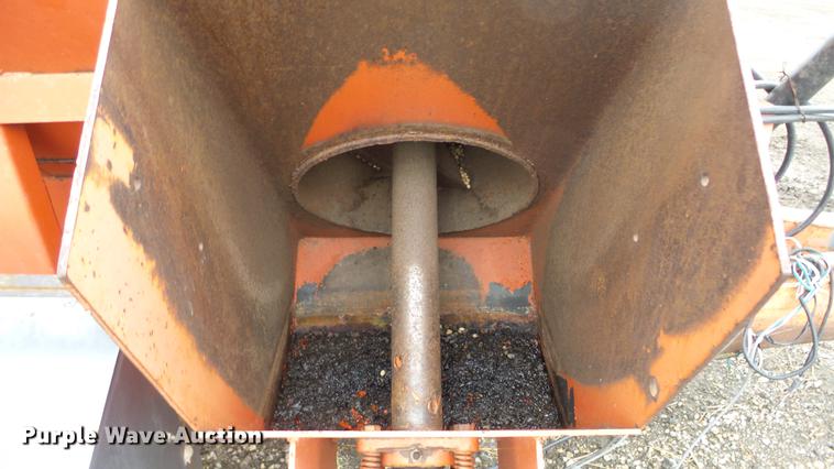 image for item DF4336 Killbros 800 grain cart