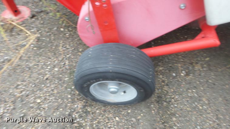 image for item DF4339 2010 Lely Welger RP535 Master round baler