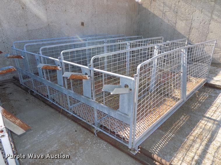 image for item DZ9541 (2) 10 calf nursing pens