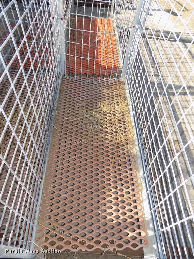 image for item DZ9541 (2) 10 calf nursing pens