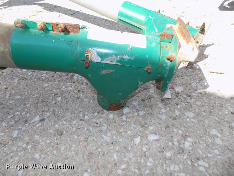 image for item DZ9542 Hoppers and discharge auger components