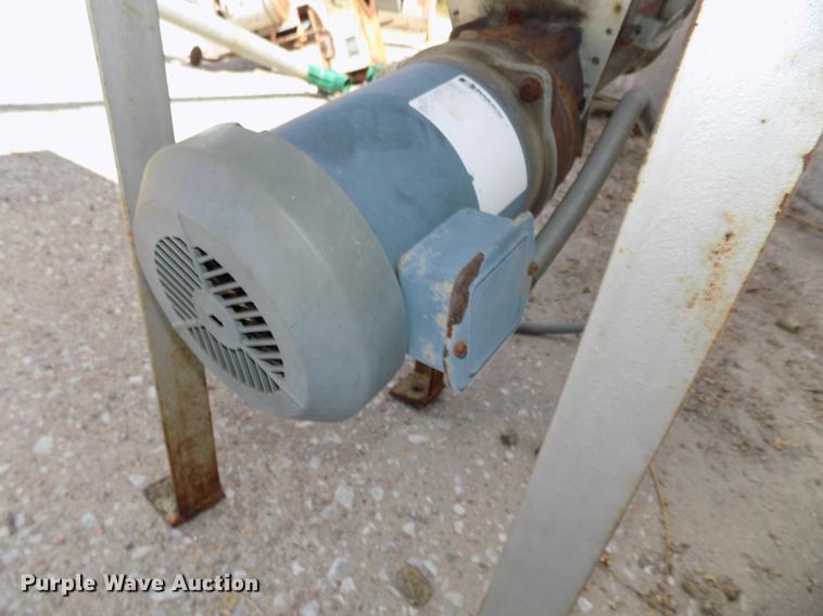 image for item DZ9542 Hoppers and discharge auger components