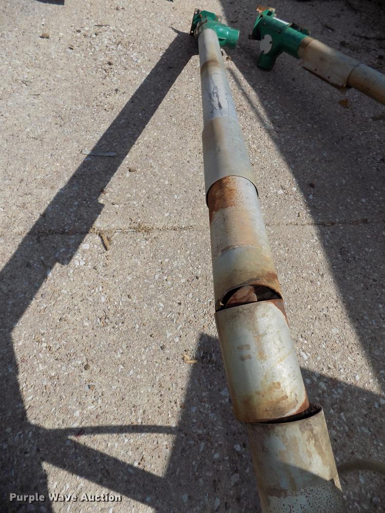 image for item DZ9542 Hoppers and discharge auger components