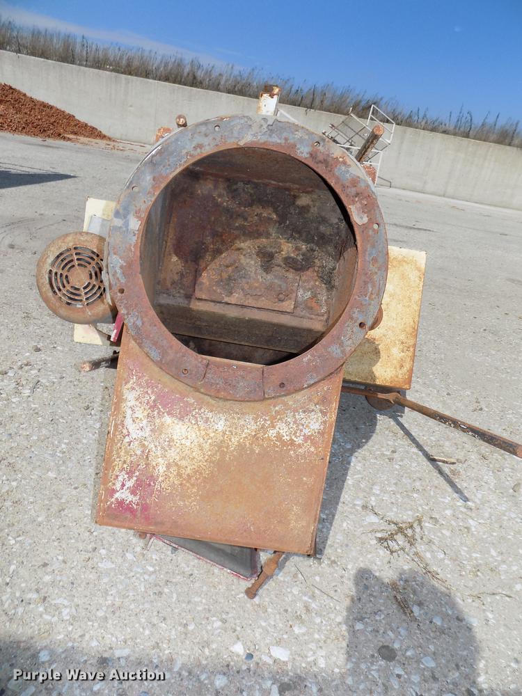 image for item DZ9542 Hoppers and discharge auger components