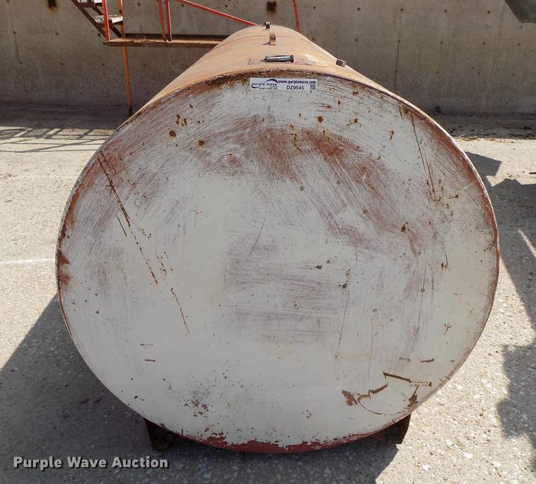 image for item DZ9545 Fuel tank