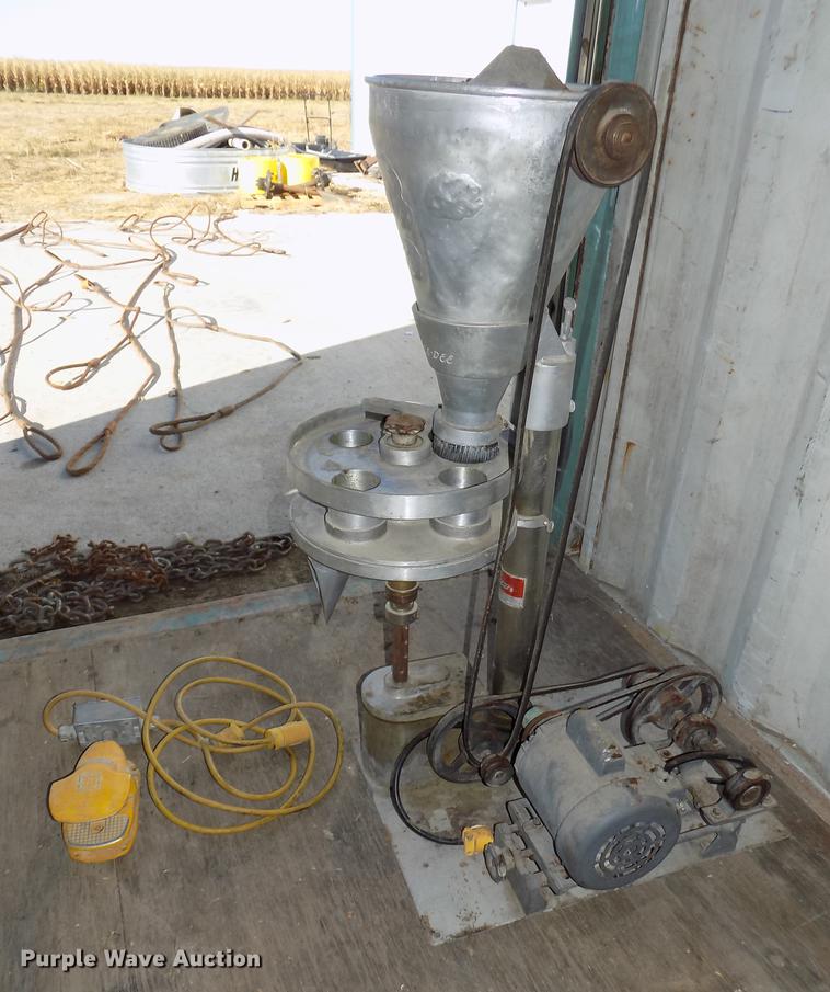 image for item DZ9558 Speedee BR284 bag filler